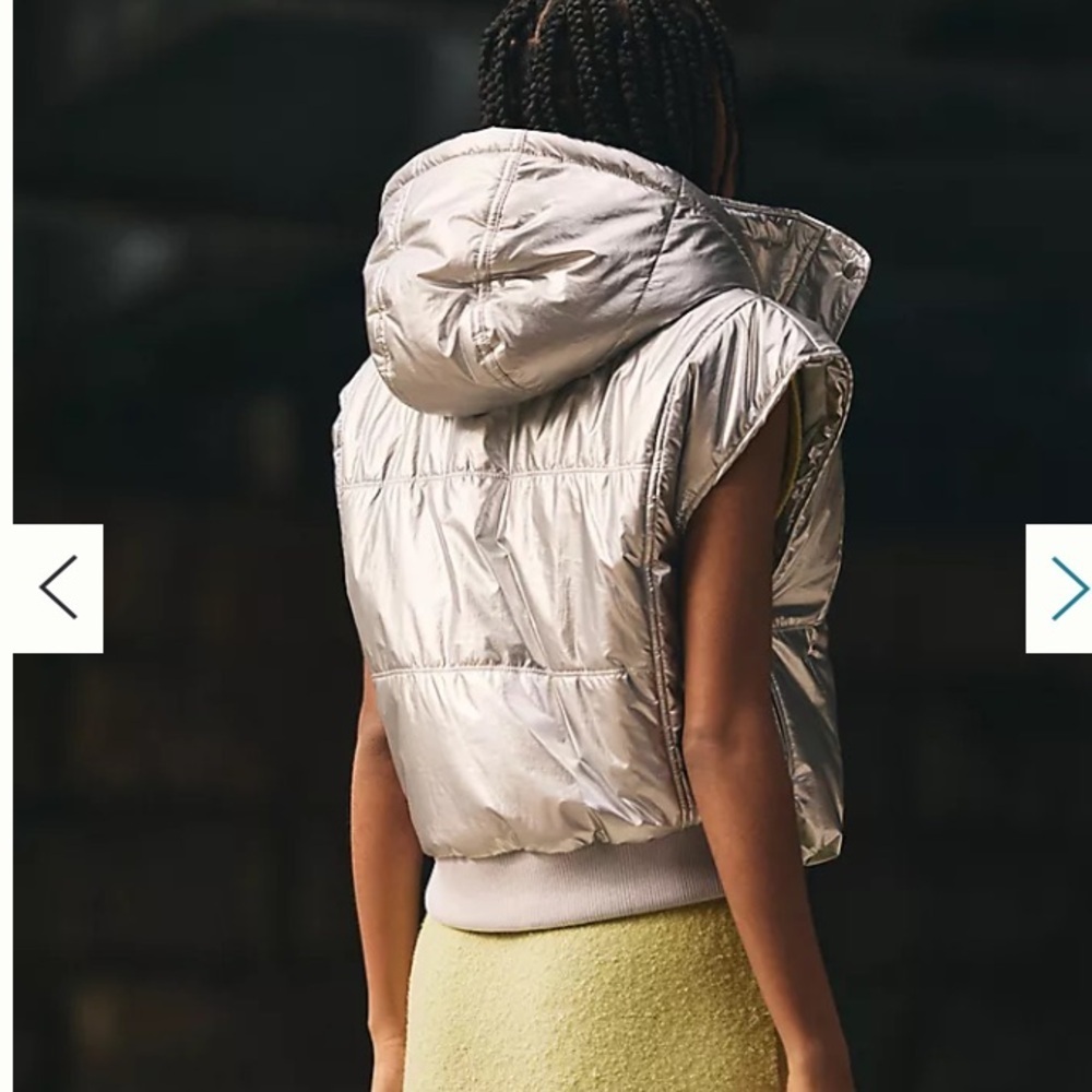 Anthropologie Daily Practice by Anthropologie Metallic Puffer Vest Size XL - Picture 5 of 14